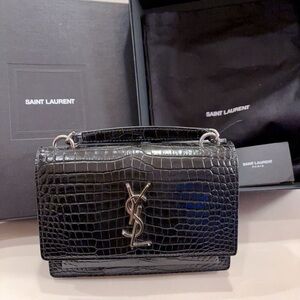 Authentic Saint Laurent “Sunset Mono” Croc-Embossed Chain Bag – Black